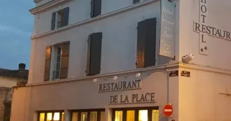 Restaurant La Place Restaurant La Place