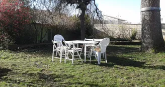 Le Cèdre Le Cèdre