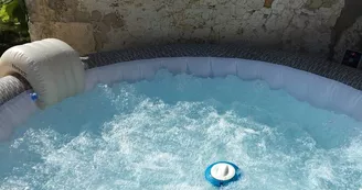 Maison Charentaise avec piscine Maison Charentaise avec piscine