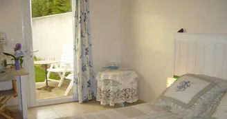 Chambre d'hôtes 4 personnes - Le Pas des Corsaires Chambre d'hôtes 4 personnes - Le Pas des Corsaires