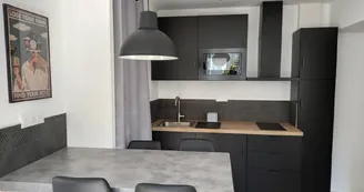 Loca-Therm's-Pierre ooo2