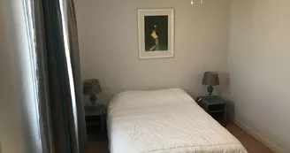 La Demoiselle La Demoiselle