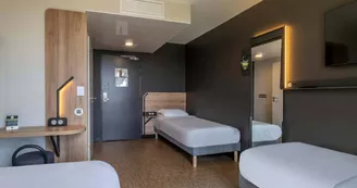 B&B Hôtel Saintes B&B Hôtel Saintes