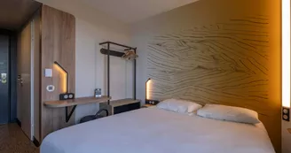 B&B Hôtel Saintes B&B Hôtel Saintes