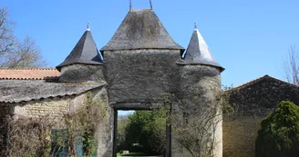 Le Château de Parançay Le Château de Parançay