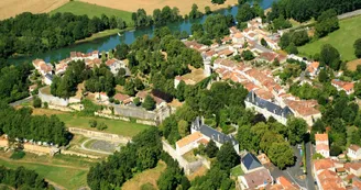 Village - Taillebourg Village - Taillebourg