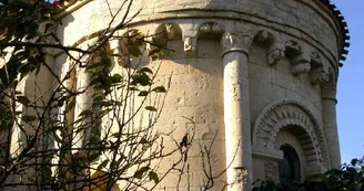 L’église Notre-Dame-de-la-Nativité - Salles-lès-Aulnay L’église Notre-Dame-de-la-Nativité - Salles-lès-Aulnay