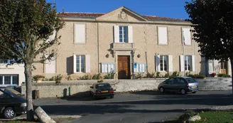 Mairie et Tribunal Mairie et Tribunal