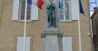 Le monument aux morts Le monument aux morts